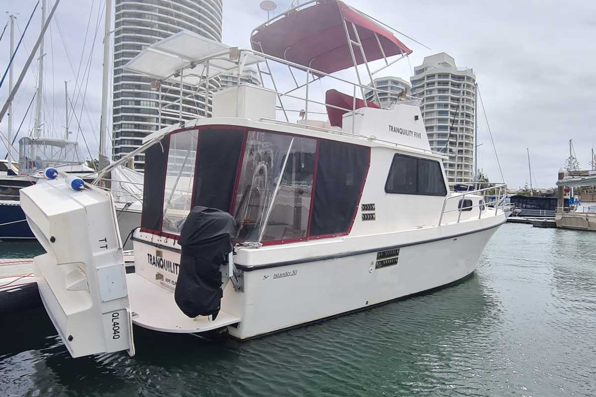 Custom Roberts 30 Sea Islander For Sale