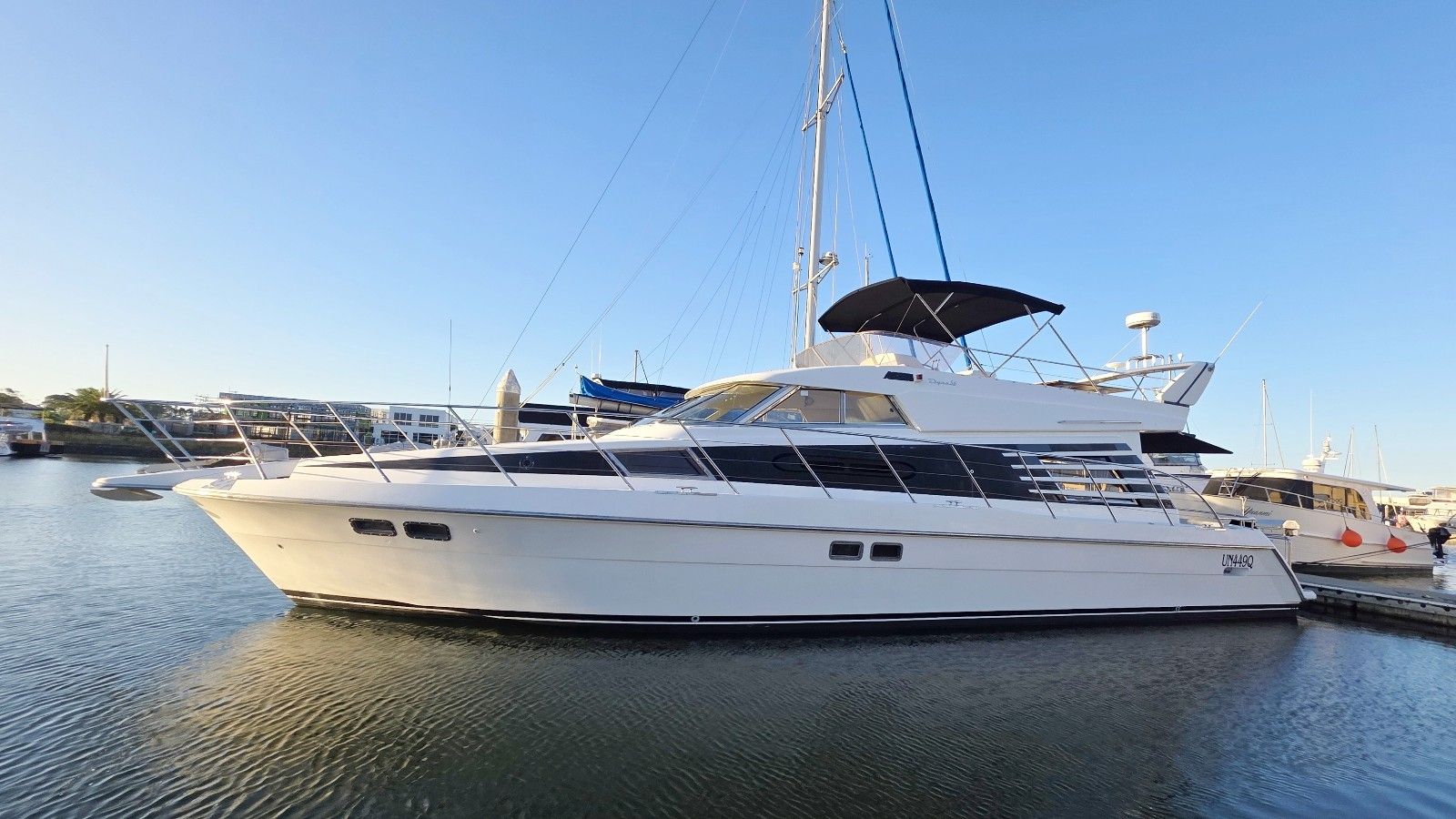 Dyna 56 Flybridge