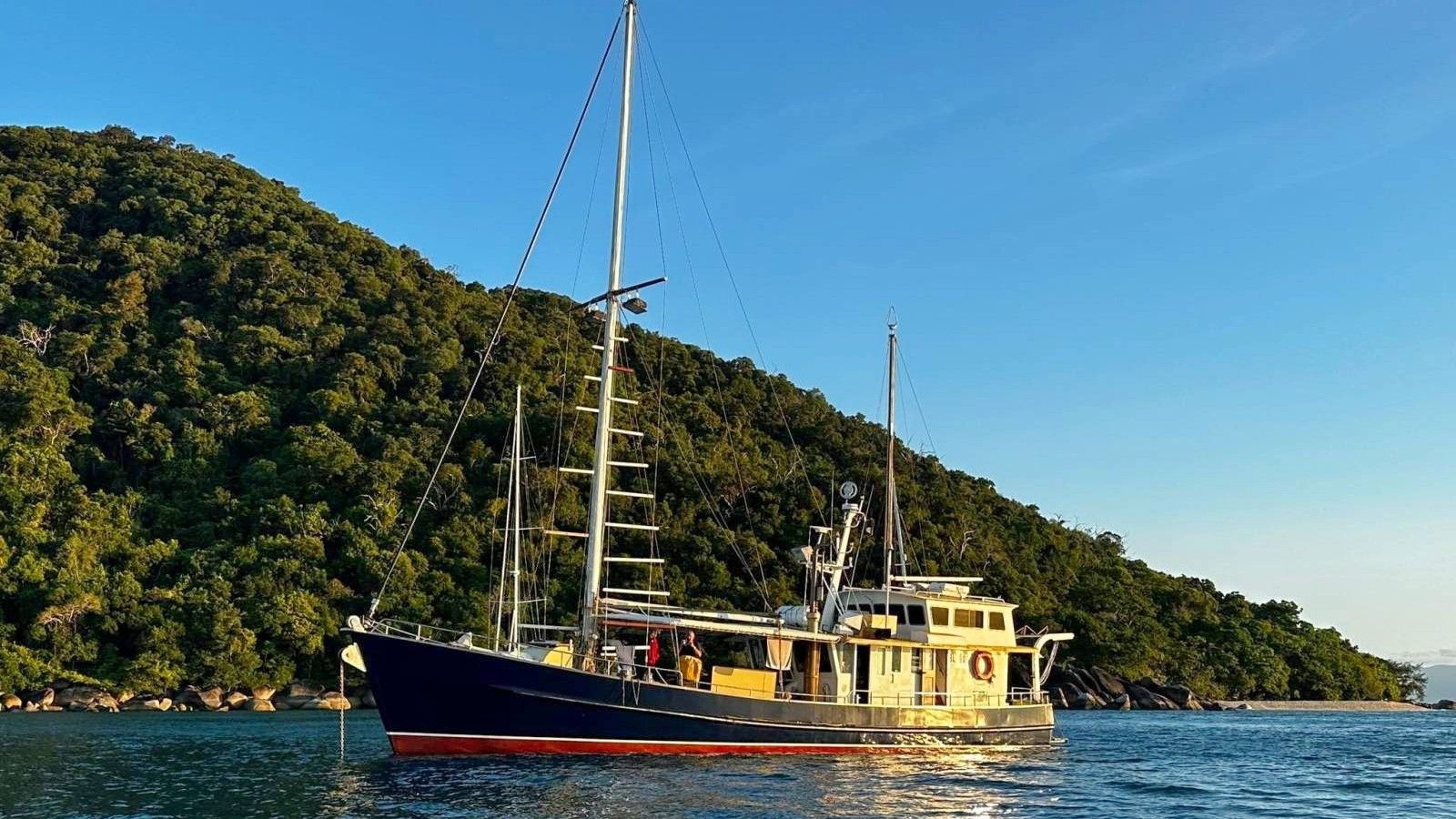 Custom 60 Motor Sailer